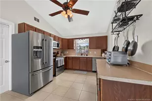 5909 Cassia Dr, Fort Pierce, FL 34982 - Photo 10