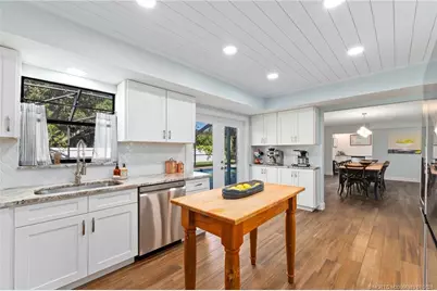 4304 SE Fairway E, Stuart, FL 34997 - Photo 4