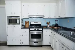 8695 SE Janice Dr, Hobe Sound, FL 33455 - Photo 10
