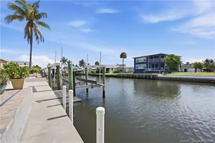 10751 S Ocean Dr, Jensen Beach, FL 34957 - Photo 22