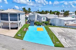 529 Nettles Blvd, Jensen Beach, FL 34957 - Photo 1