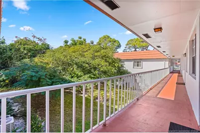 2600 SE Ocean Boulevard #DD-12, Stuart, FL 34996 - Photo 4