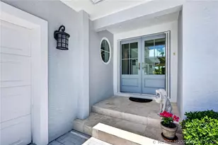 6943 SE Harbor Cir, Stuart, FL 34996 - Photo 6