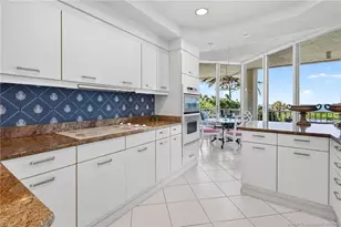 2920 SE Dune Dr, Stuart, FL 34996 - Photo 12