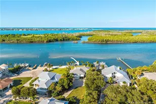 5644 SE Harbor Terrace, Stuart, FL 34997 - Photo 1