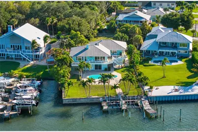 5644 SE Harbor Terrace, Stuart, FL 34997 - Photo 4