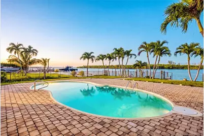 5644 SE Harbor Terrace, Stuart, FL 34997 - Photo 2
