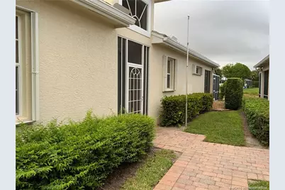 4531 SE Bridgetown Court, Stuart, FL 34997 - Photo 4