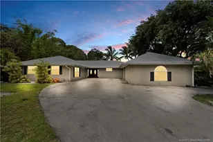 53 N Sewalls Point Rd, Sewalls Point, FL 34996 - Photo 4