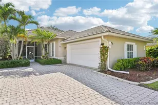 4516 NW Wandering Oak Ct, Jensen Beach, FL 34957 - Photo 2
