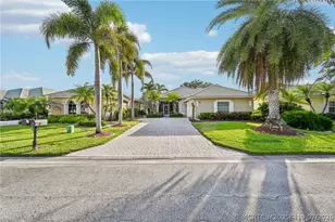 4516 NW Wandering Oak Ct, Jensen Beach, FL 34957 - Photo 10