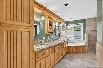 672 SE Pin Oak Terrace, Stuart, FL 34997 - Photo 38
