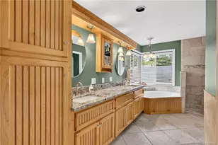 672 SE Pin Oak Terrace, Stuart, FL 34997 - Photo 38