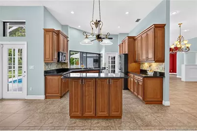 672 SE Pin Oak Terrace, Stuart, FL 34997 - Photo 26
