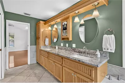 672 SE Pin Oak Terrace, Stuart, FL 34997 - Photo 42