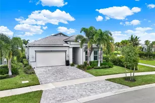 10405 Northbrook Cir, Palm Beach Gardens, FL 33412 - Photo 2