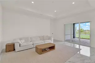 10405 Northbrook Cir, Palm Beach Gardens, FL 33412 - Photo 14