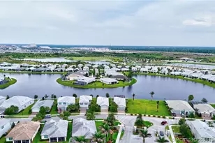 10214 SW Captiva Dr, Port Saint Lucie, FL 34987 - Photo 36