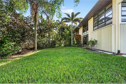 211 SW South River Drive #203, Stuart, FL 34997 - Photo 6