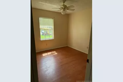 2470 SE University Terrace, Port Saint Lucie, FL 34952 - Photo 8