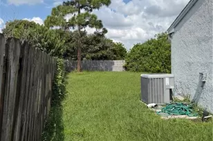 2470 SE University Terrace, Port Saint Lucie, FL 34952 - Photo 10