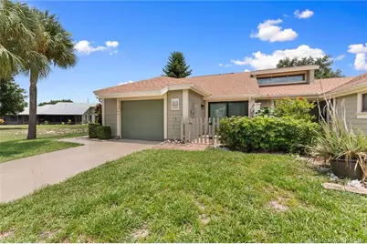 1496 SE Colchester Circle, Port Saint Lucie, FL 34952 - Photo 2