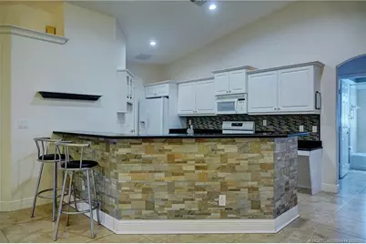 446 NE Vanda Terrado, Jensen Beach, FL 34957 - Photo 10