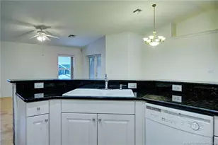 446 NE Vanda Terrado, Jensen Beach, FL 34957 - Photo 6
