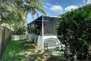 446 NE Vanda Terrado, Jensen Beach, FL 34957 - Photo 18
