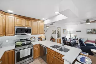 2929 SE Ocean Blvd, Stuart, FL 34996 - Photo 12