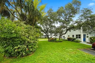 2929 SE Ocean Blvd, Stuart, FL 34996 - Photo 16