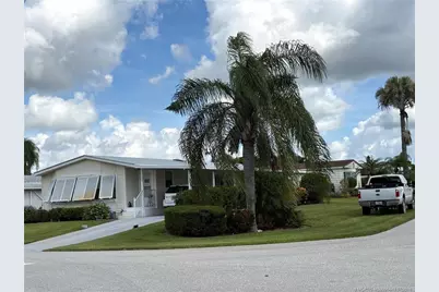 7704 SE Saratoga Drive, Hobe Sound, FL 33455 - Photo 2