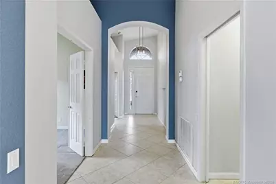 437 NW Sunview Way, Port Saint Lucie, FL 34986 - Photo 4