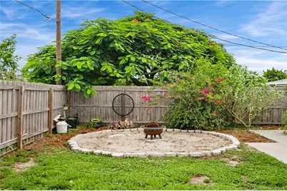 1126 SE Alamanda Lane, Stuart, FL 34996 - Photo 38