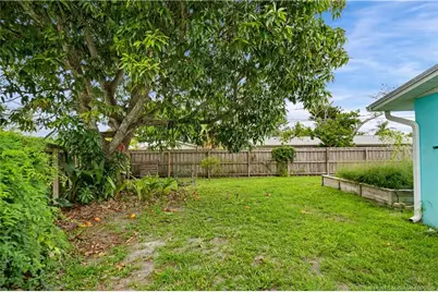 1126 SE Alamanda Lane, Stuart, FL 34996 - Photo 34