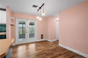 1126 SE Alamanda Ln, Stuart, FL 34996 - Photo 20