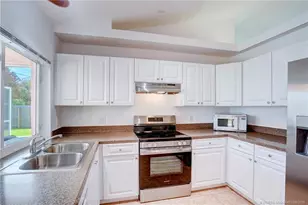 2007 SE Heathwood Cir, Port Saint Lucie, FL 34952 - Photo 14