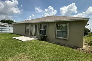 1762 SW Finch Ln, Port Saint Lucie, FL 34953 - Photo 2