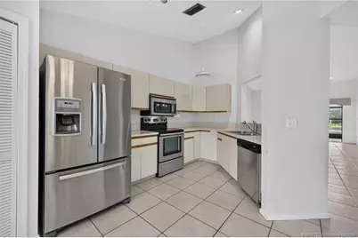 3410 SE Martinique Trace #201, Stuart, FL 34997 - Photo 4