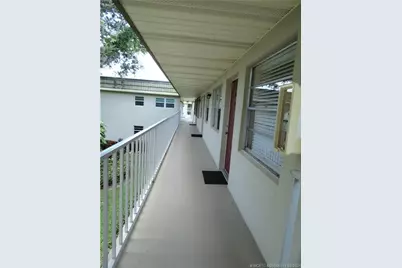 40 Vista Gardens Trail #204, Vero Beach, FL 32962 - Photo 4