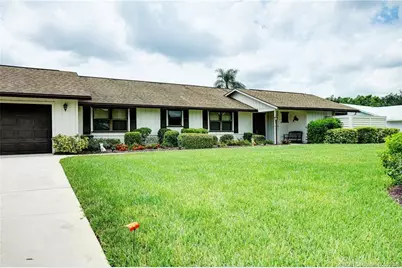 2490 NE Pinecrest Lakes Boulevard, Jensen Beach, FL 34957 - Photo 32