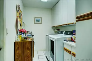 2490 NE Pinecrest Lakes Blvd, Jensen Beach, FL 34957 - Photo 12