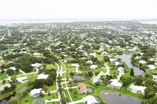 2490 NE Pinecrest Lakes Blvd, Jensen Beach, FL 34957 - Photo 44