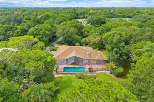 1615 SW St Andrews Dr, Palm City, FL 34990 - Photo 2