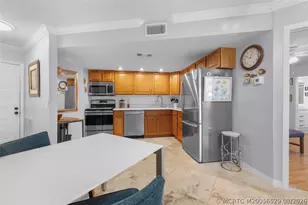 1999 NE Collins Cir, Jensen Beach, FL 34957 - Photo 4