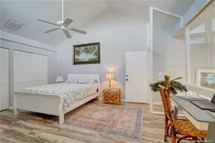 310 NE Golfview Circle, Stuart, FL 34996 - Photo 14
