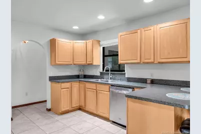 104 Sheridan Lane, Jensen Beach, FL 34957 - Photo 14