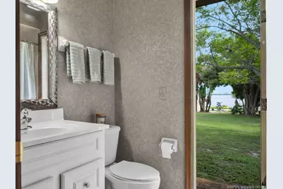 104 Sheridan Lane, Jensen Beach, FL 34957 - Photo 22