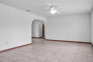 104 Sheridan Ln, Jensen Beach, FL 34957 - Photo 8