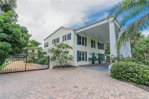 3115 S Indian River Dr S, Fort Pierce, FL 34982 - Photo 4
